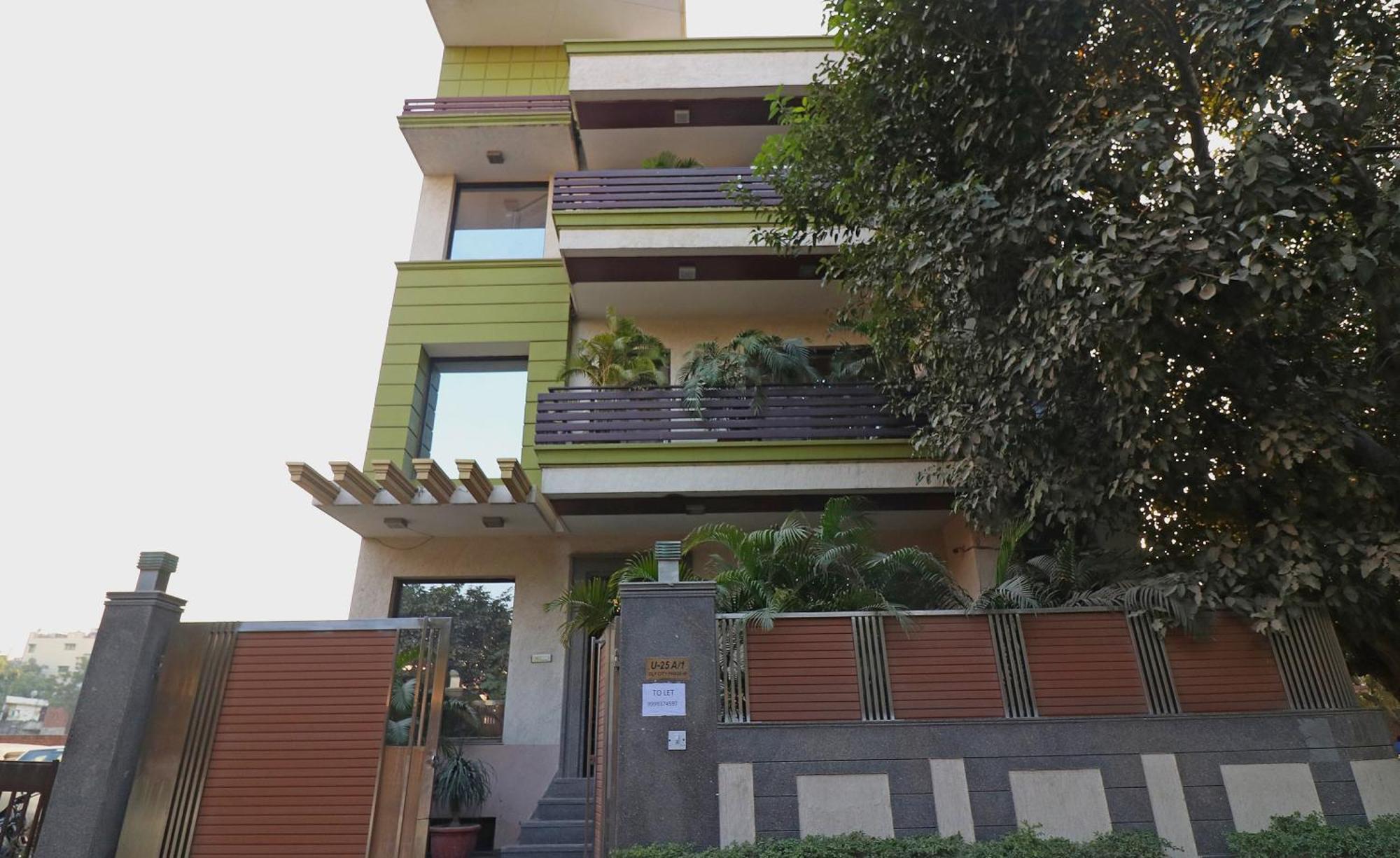 Wonderland Inn Near Aravali Biodiversity Park Gurgáon Kültér fotó