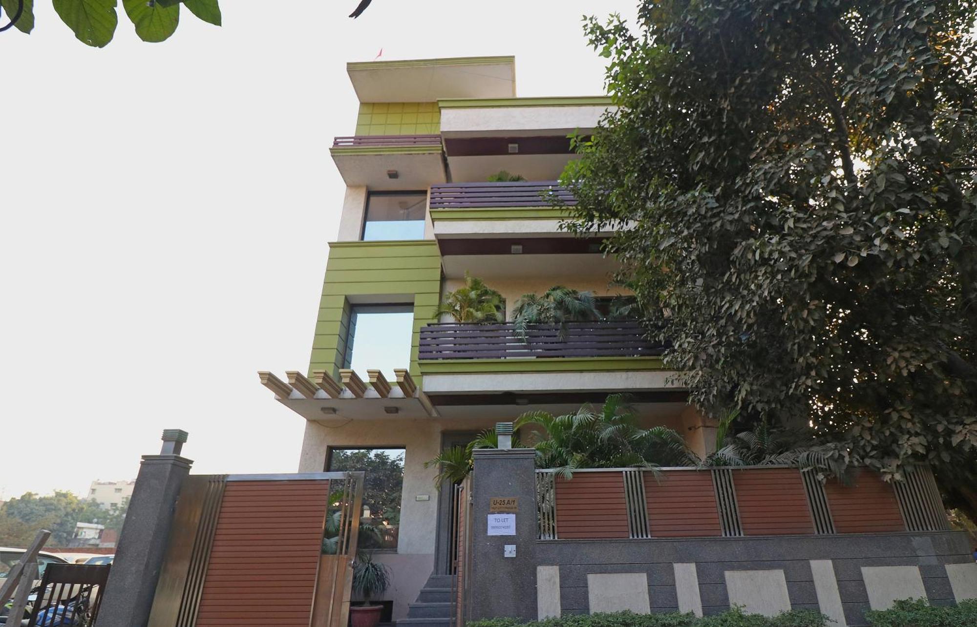 Wonderland Inn Near Aravali Biodiversity Park Gurgáon Kültér fotó